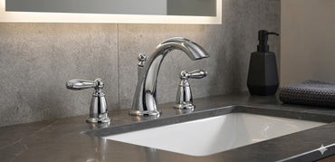 Moen T4943 Brantford Chrome 2-Handle Low Arc Roman Tub Faucet Trim New