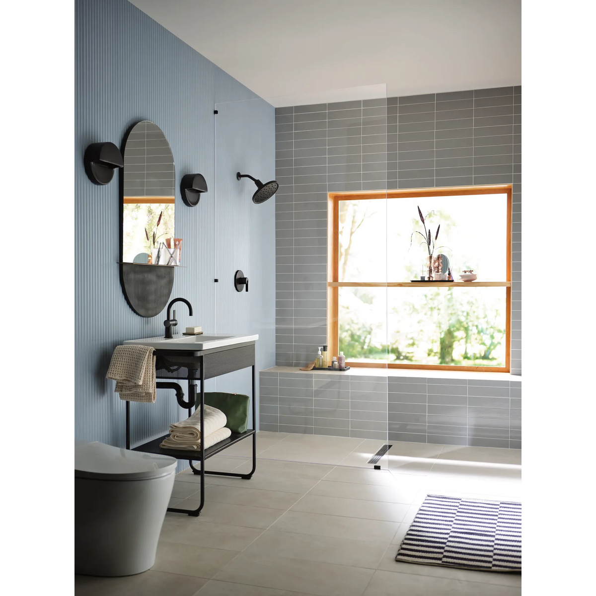 Moen 220R3BL Verso Matte Black 9" Round Rainshower with Infiniti Dial In and Magnetix Connection