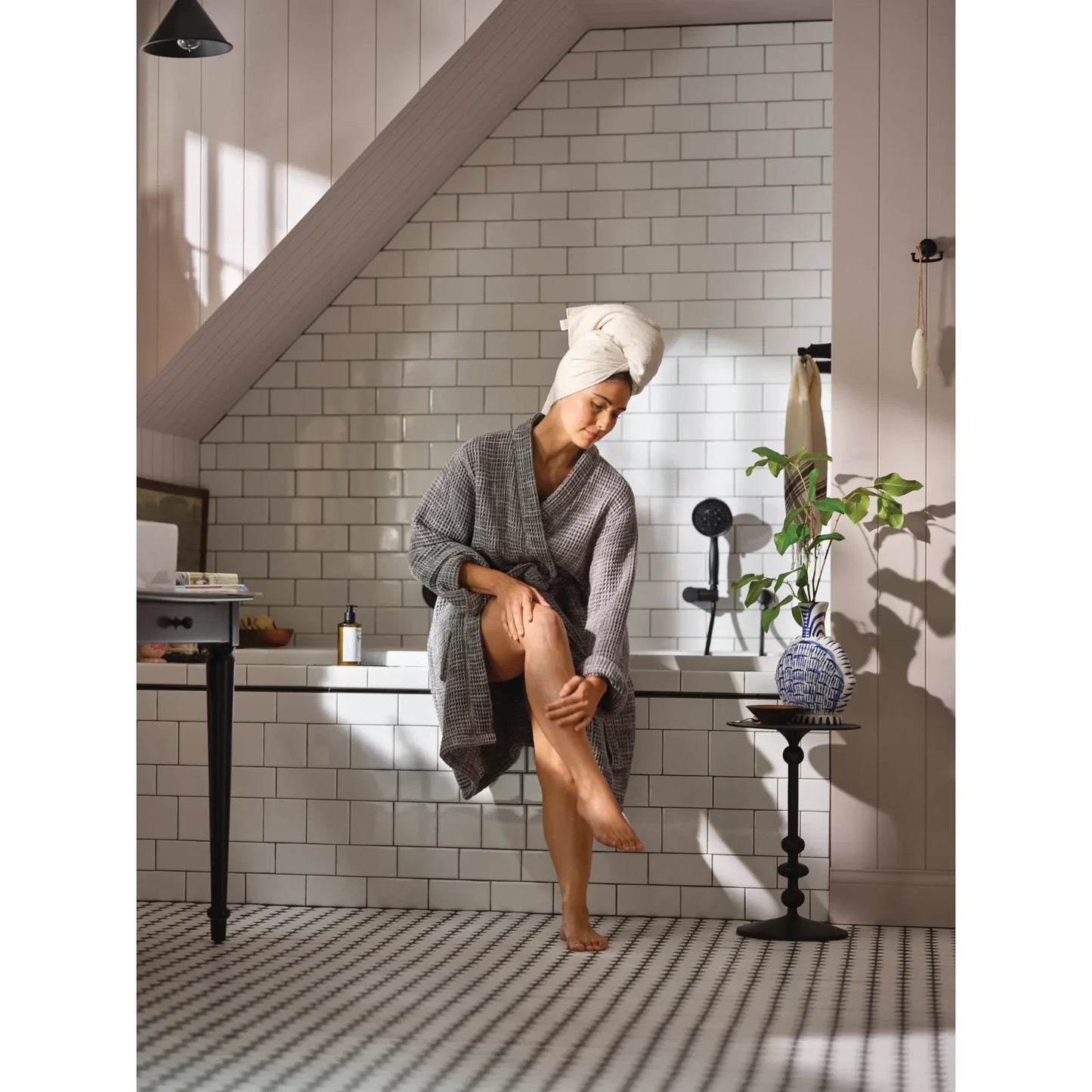 Moen 3636EPBL Matte Black Eco Performance Handheld Shower