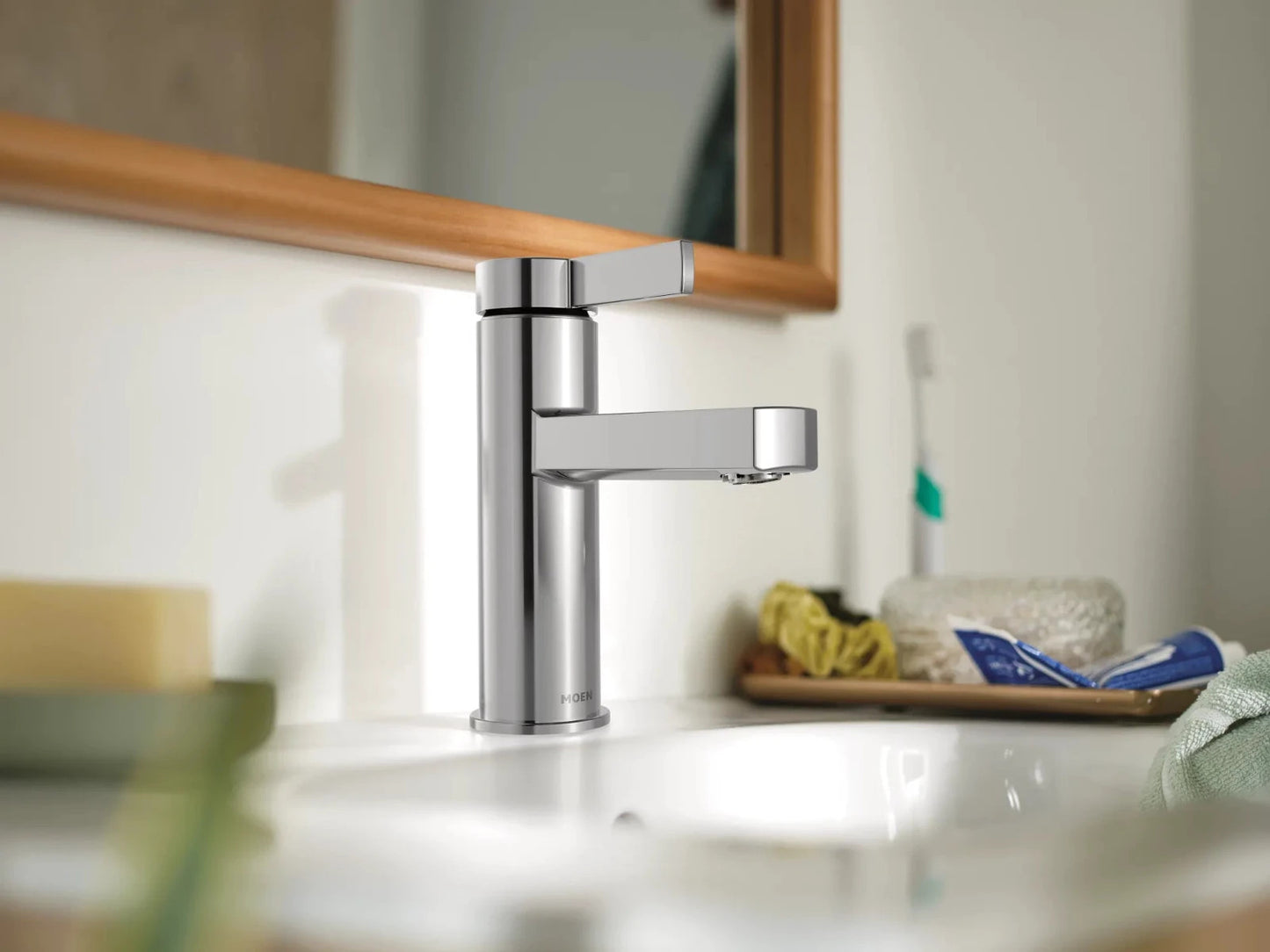 Moen 84774 Beric Single Handle Bathroom Faucet Chrome New