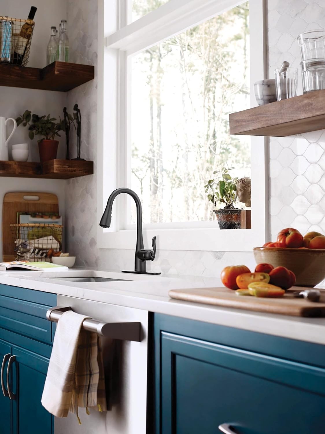 Moen 7594BL Arbor Kitchen Faucet Matte Black Pulldown High Arc Power Boost New