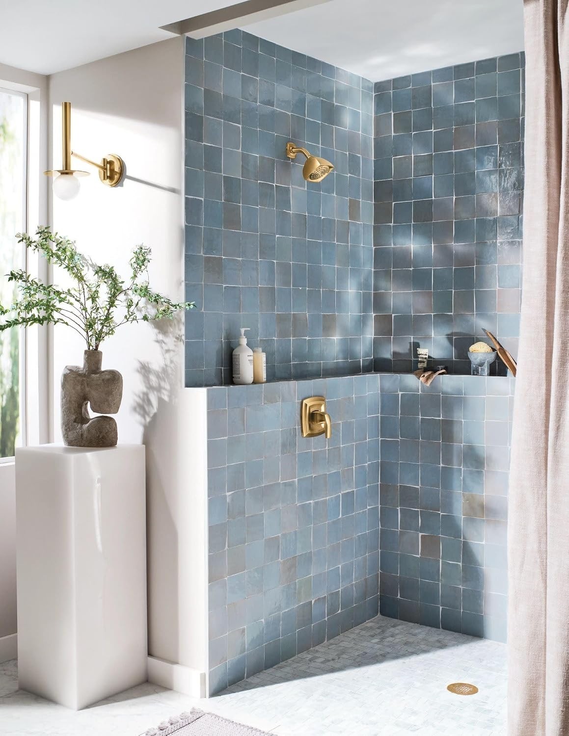 Moen Voss T2692EPBG Posi-Temp Shower Trim Shower Head and Shower Lever Handle
