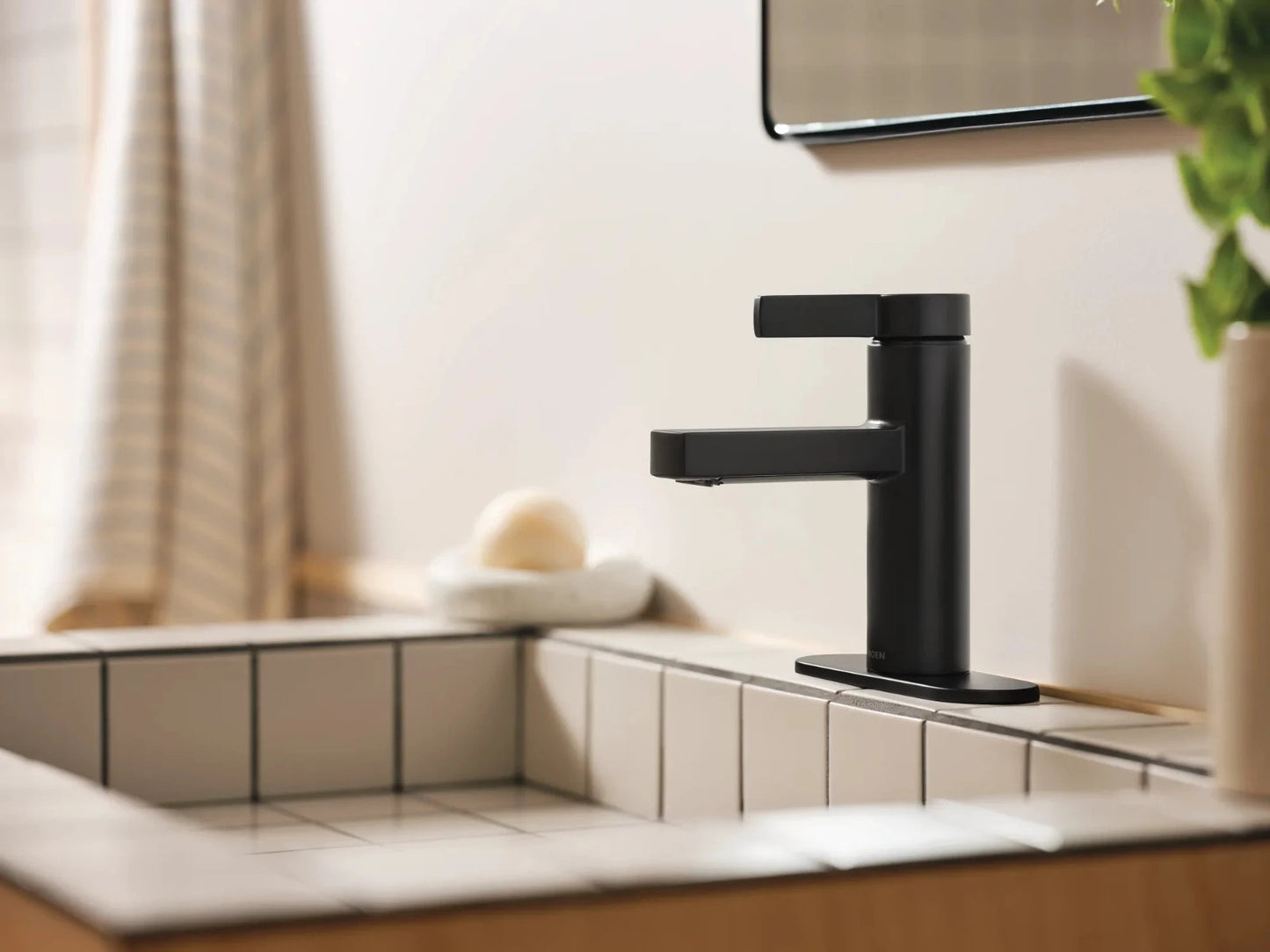 Moen 84774BL Beric Matte Black Bathroom Faucet Single Handle Deckplate New