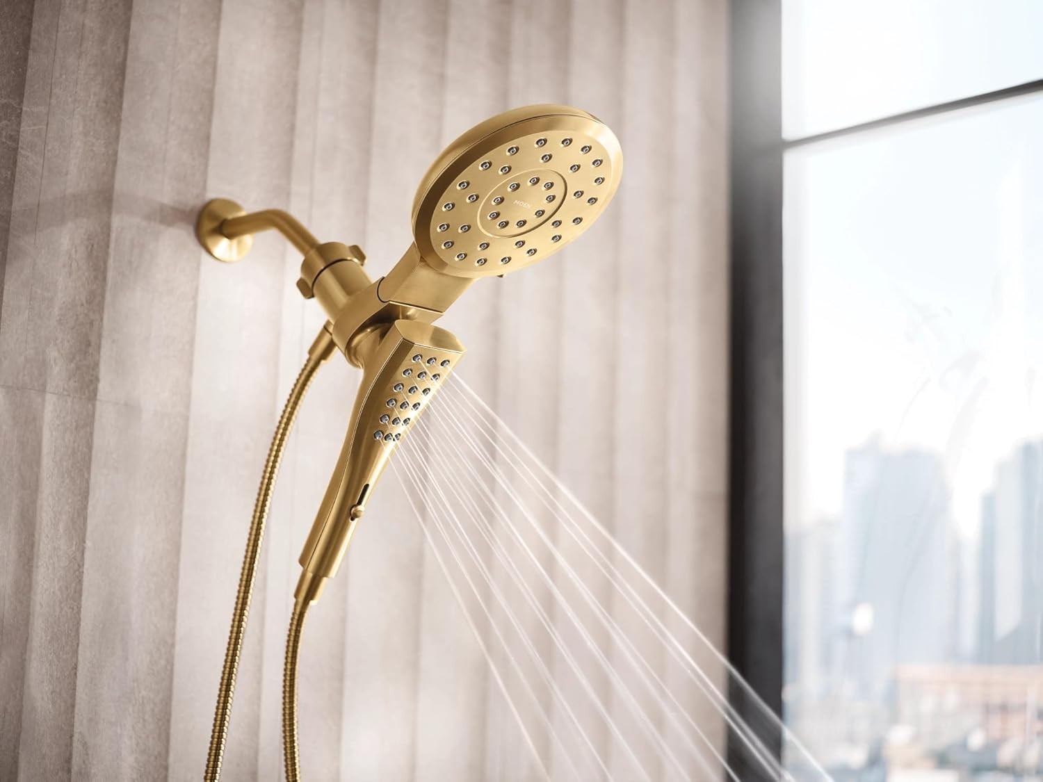 Moen 220C3BG Verso Combination Shower Head Brushed Gold Magnetix Handshower New