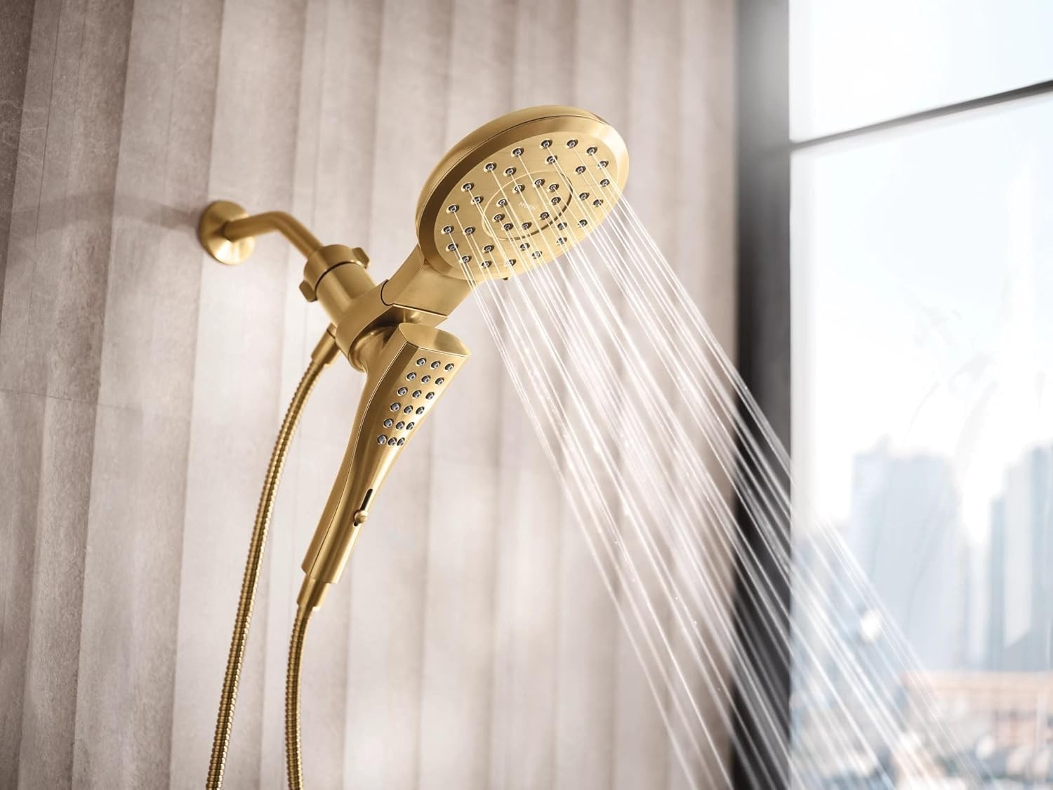 Moen 220C3BG Verso Combination Shower Head Brushed Gold Magnetix Handshower New