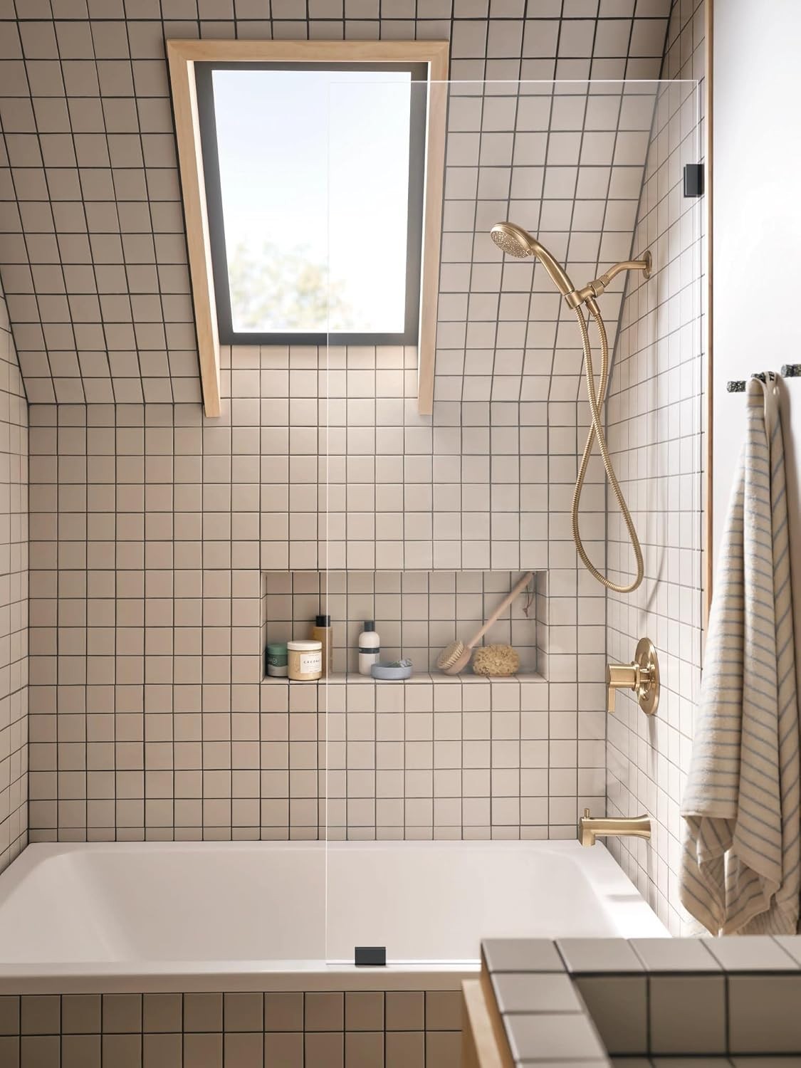 Moen 82775BZG Beric Bronzed Gold Tub Shower Faucet 5-Spray Posi-Temp Trim New