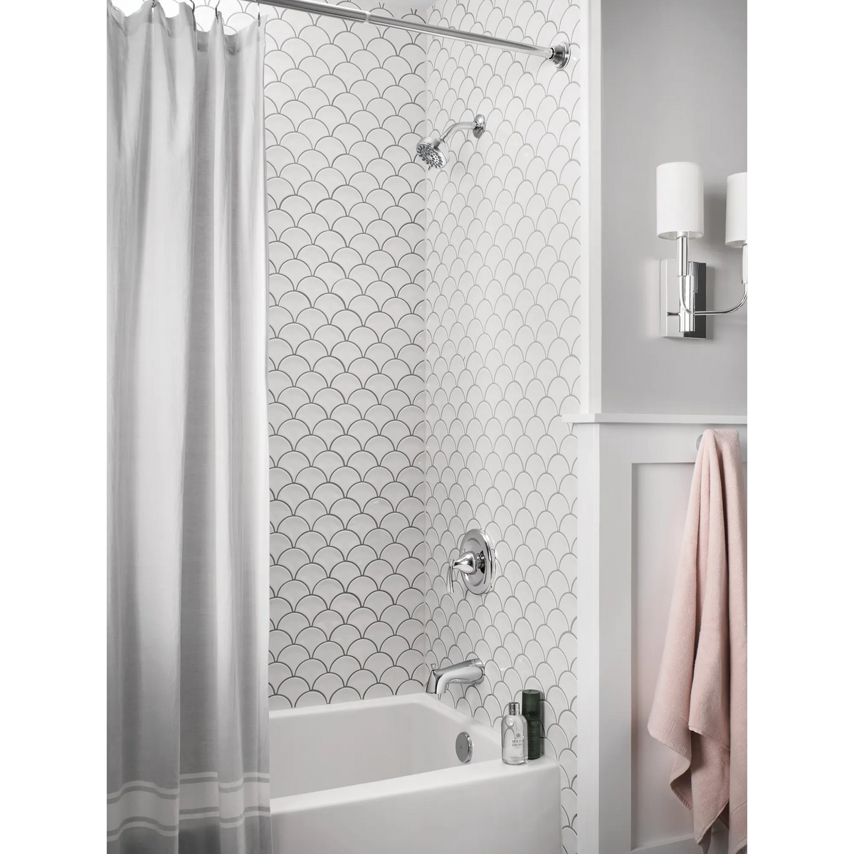 Moen 82330 Bathroom Faucets Chrome — view 3
