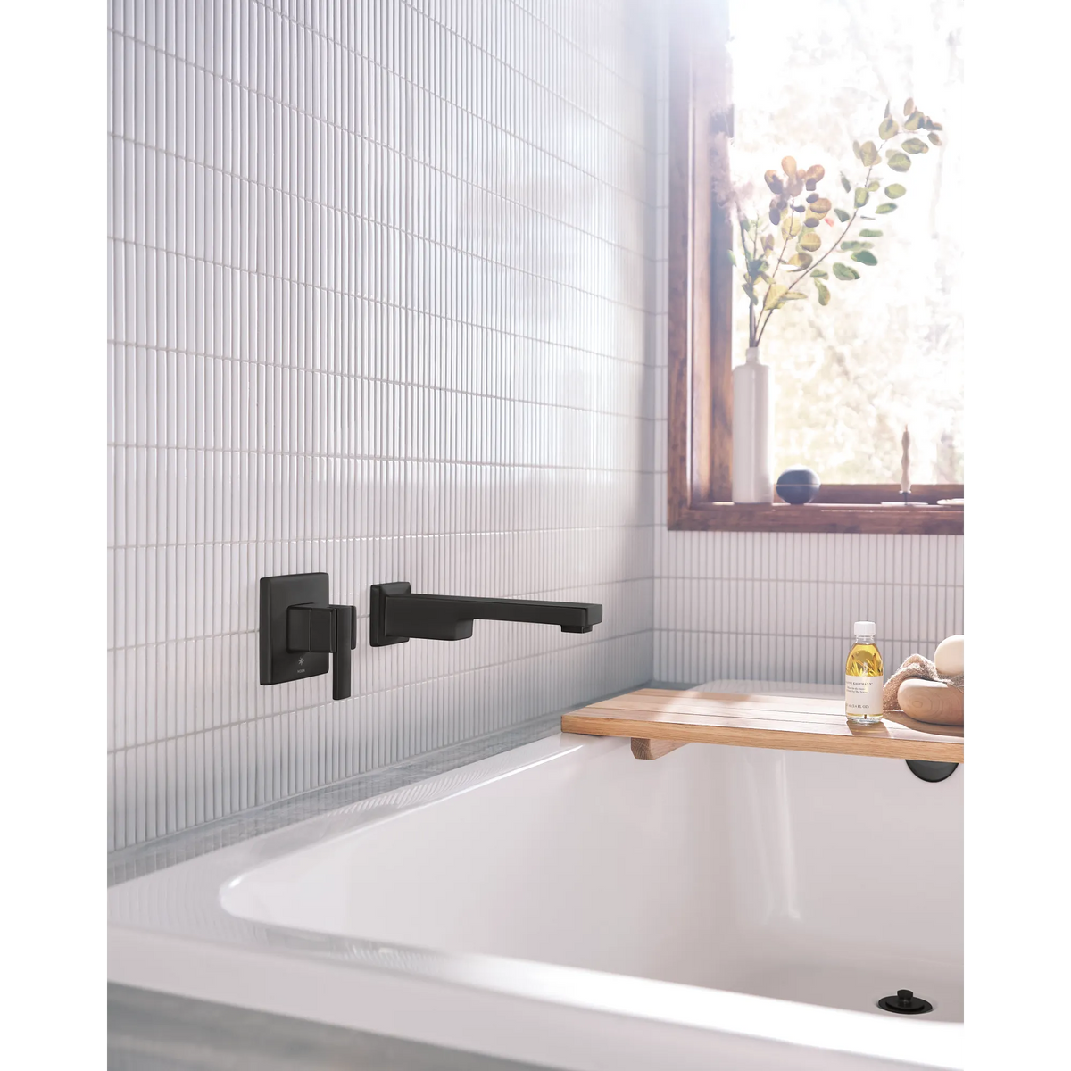 Moen WTS911BL 90 Degree One-Handle Non Diverter Wallmount Tub Filler Matte Black